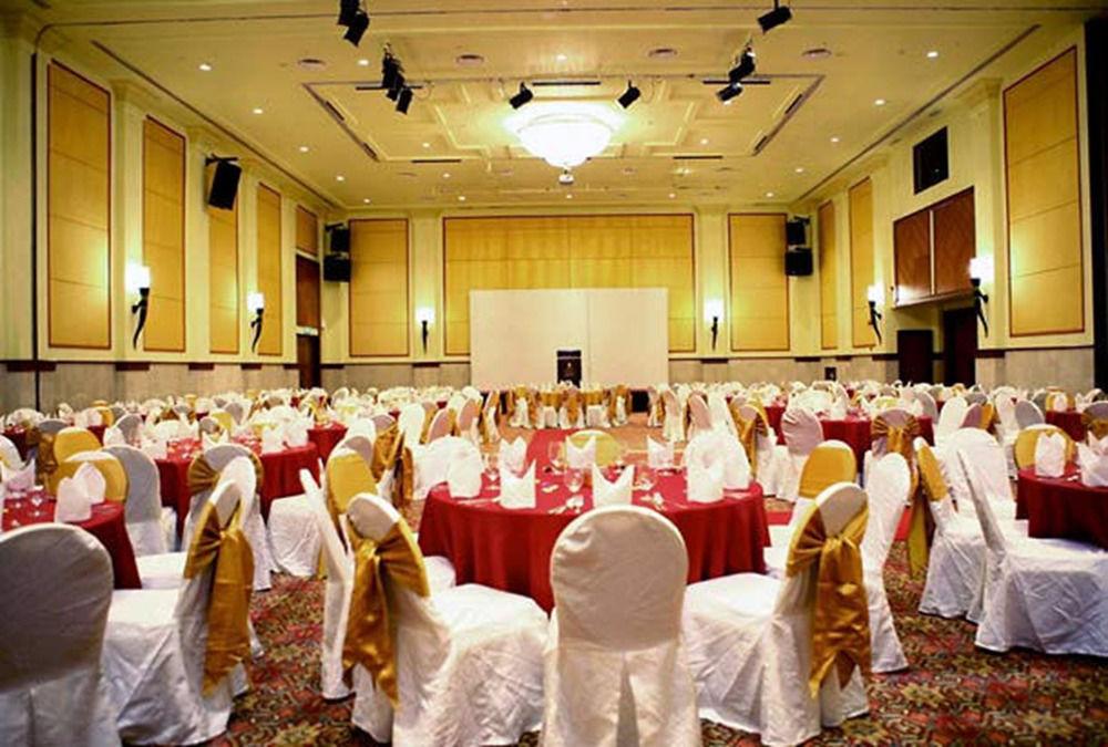 Marriott &